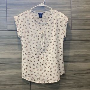 Women’s Floral Top